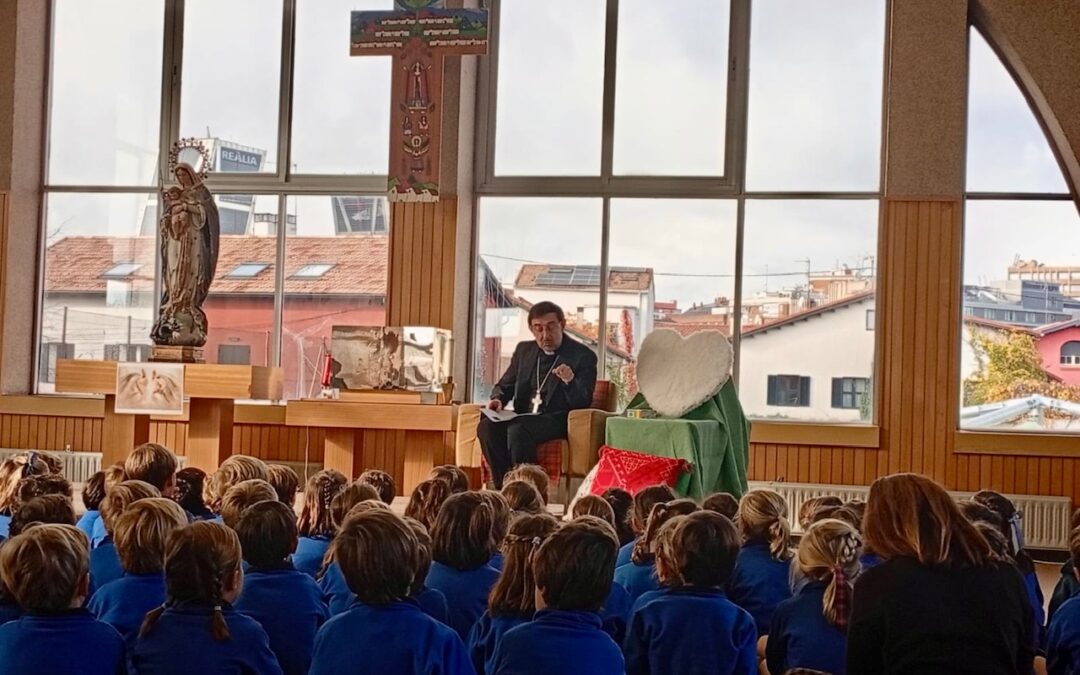 El Eminentísimo y Reverendísimo Padre José Cobo, Cardenal Arzobispo de Madrid, visita el Colegio Ntra. Sra. del Recuerdo
